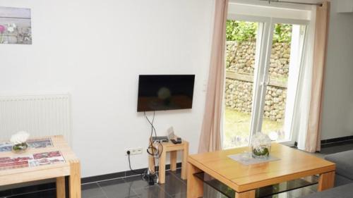 Ronneburg Apartment | Blumenberg Ferienwohnung