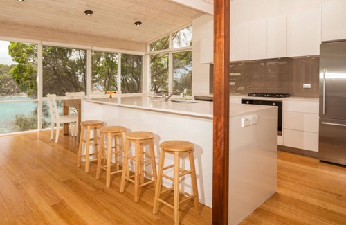 Malua Bay House | Blutique | Absolute Beachfront, Malua Bay | Wifi