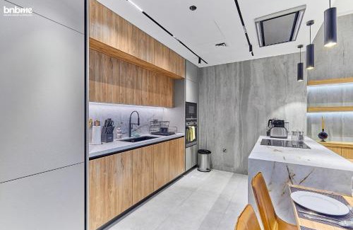Downtown Dubai Apartment | bnbmehomes - Forte