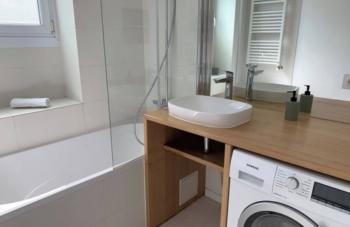 9th Arrondissement Apartment | BnBNook - Trendy 2BR Flat Near Pigalle and Montmartre