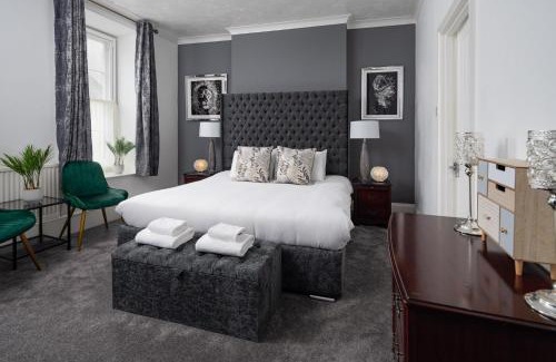 Carmarthen Hotel | Boars Head Hotel