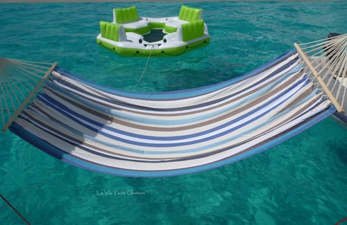 Likuri Island Boat Rental | Boat & Breakfast private LUX CATAMARAN Mamanuca and Yasawa FIJI ISLANDS