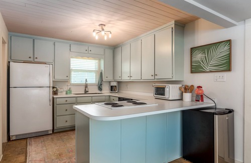 Silver Cay House | Boat Dock! Spectacular views walk to beach!