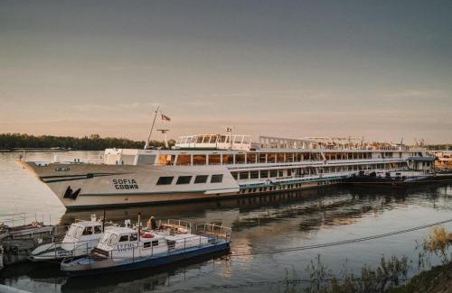 Ruse Hotel | Boat Hotel Sofia