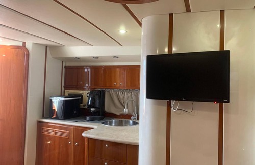Mount Vesuvius - Pompei Boat Rental | Boat 'Sorrento Coast On The' with Sea View and Air Conditioning