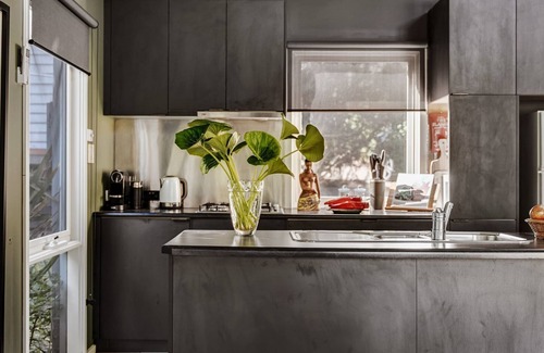 Daylesford House | Boatshed Villas by Istana – Yellow Door