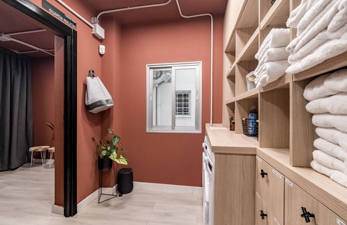 Palos de la Frontera Apartment | Bob W Arte