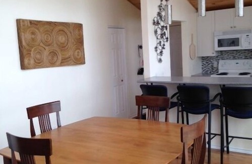 Frontenac Cottage | Bobs Lake 3 bedroom Cottage