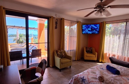 Boca Chica Hotel | Boca Chica Bay Eco Lodge