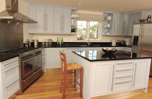 Trebetherick Cottage | BODARE 8, family friendly in Daymer Bay