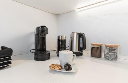 Ohningen Apartment | Bodensee-Suite IStayUnixI Seenähe-HomeKino-Wintergarten