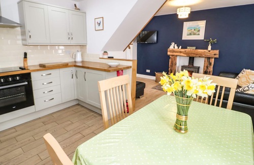 Llanerchymedd Cottage | BODFAN PENIEL, pet friendly, with open fire in Llanerchymedd
