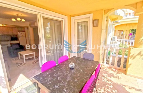 Bogazici House | Bodrum FCC Garden and Pool Holiday Homes