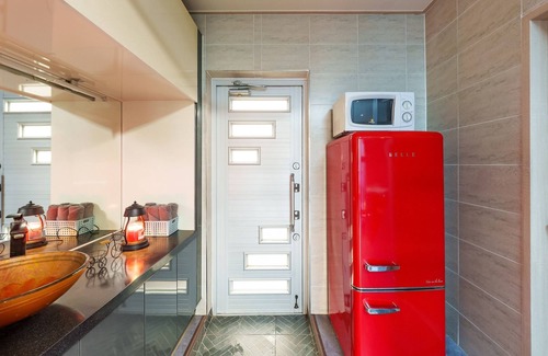Boryeong House | Boeryeong Rainbow Oceanview Pension