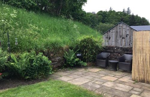 Thornhill House | Boggle Dyke Cottage