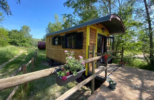 Chassenard House | Bohemian caravan