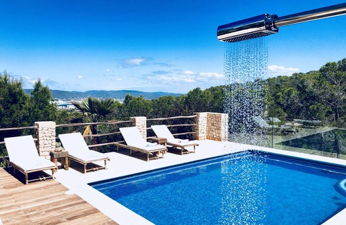Sant Josep de sa Talaia Villa | Bohemian Luxury Living in exclusive king of hill estate