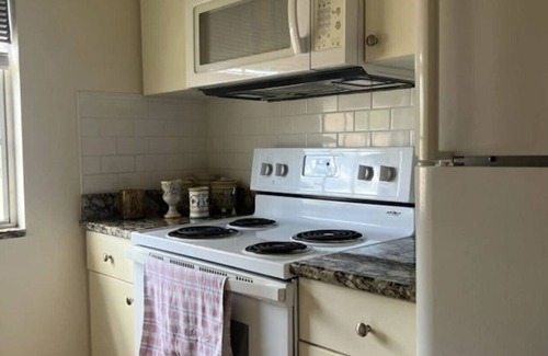 Crescent Lake Apartment | Bohemian Lakeview Retreat!