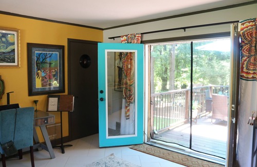 Decatur House | Boho Acre Retreat 20 mins from DT/Airport & EV Charger!