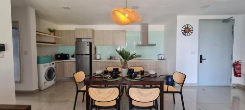 Shah Alam Apartment | BOHO Geniehome 3BR free W-ifi @ Utropolis ShahAlam
