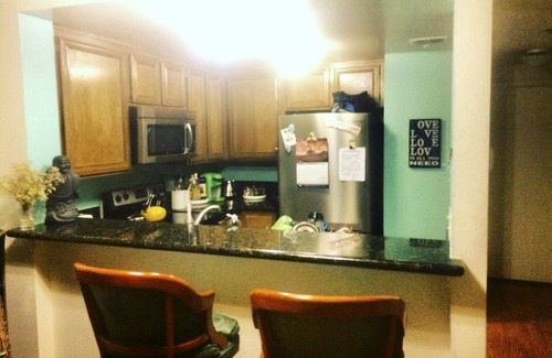 West Gateway Condo | Boho Ocean Condo Walkable to Beach, Pier, Convention Center,Restaurants,Bars etc