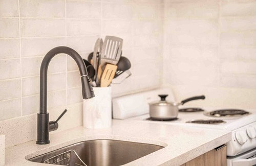 South Middle River Apartment | Boho Retreat: Couples Oasis Near Ft. Laud. Beaches