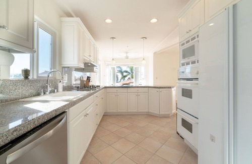 South Redondo House | Boho vibe with ocean views!