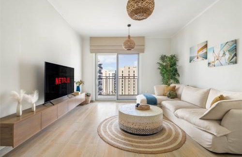 Abu Dhabi Apartment | BohoChic YasIsland: Beside “F1”