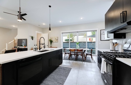 Veterans Park Villa | Boise Whitewater Villa n87 Degree Heated Year Round Pool!nPet Friendlyn