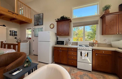 Veterans Park House | #BoiseBnB Bird House