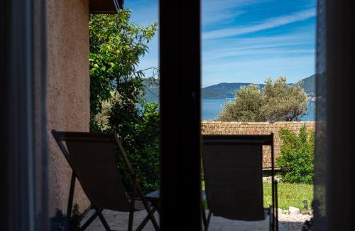 Tivat House | Boka View by Roši