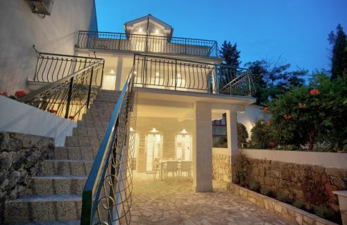 Bijela House | Bokeljski cvijet