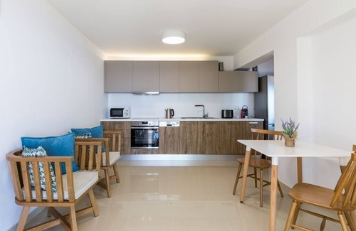 Spartylas Villa | Bolla D oro Luxury villas Villa Lunaria - Breathtaking from a luxury Villa