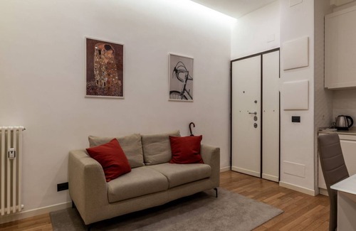 Universita Apartment | Bologna Square Sweet Apartment