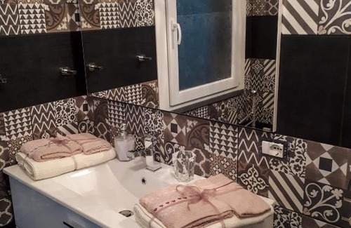 Milis Apartment | Bon Bon
