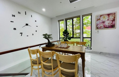 Huong Thuy Apartment | Bon's House - Nguyên căn 3 phòng ngủ - Bãi đỗ xe có mái che miễn phí