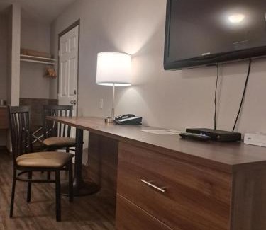 Prince George Hotel | Bon Voyage Inn