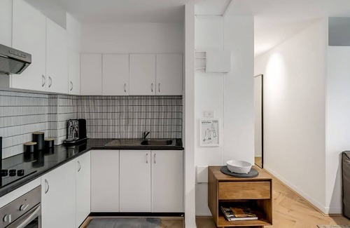 Bondi Junction Apartment | Bondi Beach Stay! Amazing pool!