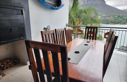 Kosmos Apartment | BondMakers at Kosmos