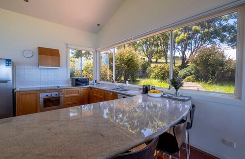 Great Ocean Road House | Bonita Vista - Stylish + Breathtaking ocean views