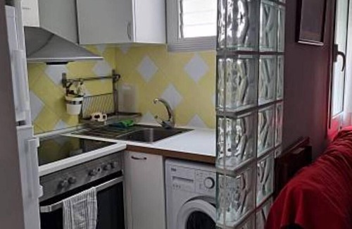Poblenou Apartment | BONITO APTO. EN BARCELONA, zona Poble Nou, 4 adultos +1 niño.