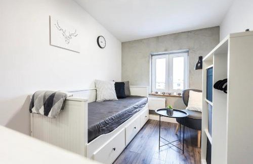 Lodz Apartment | Book Apart Fabryczna