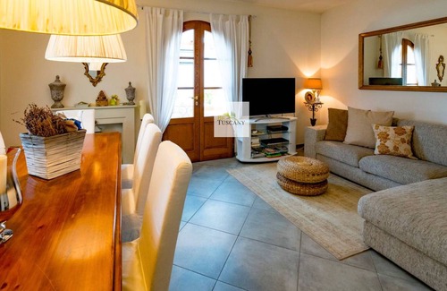 Querceta Villa | Book directly at BeTuscany.com for a better price offer