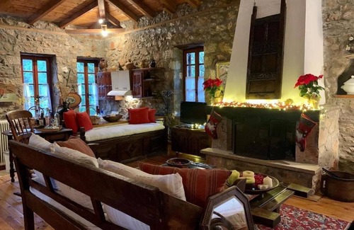 Kefalochori Ski Chalet | "Book Mariolata Stone House: Greece's Nature Retreat!"