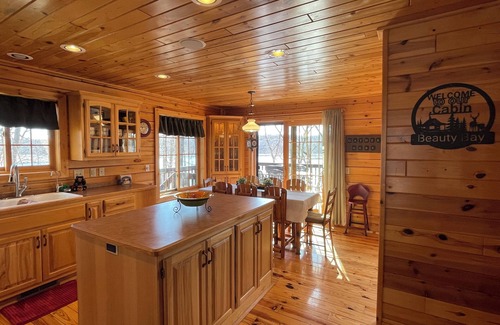 Long Prairie Cabin | Book now for spectacular fall foliage! Great location for fall family photos!