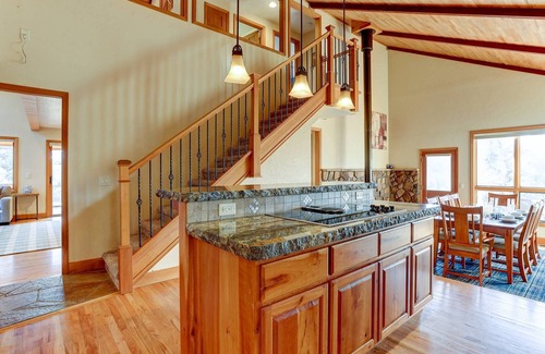 Redmond House | Book Now for Summer 2025!