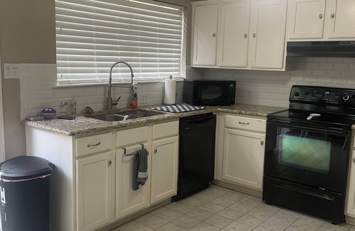 Cape Royale House | Book now for your summer getaways! Cozy lake-area cottage/family & pet friendly!