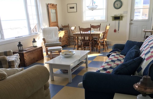 Beaubassin East House | Book Now. Ocean front getaway cottage/house near Cap-Pelé