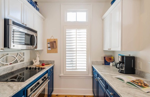 Beach District Condo | Book Today for Fall! South of 30A in Park District! Seconds from Beach and Beach Club!