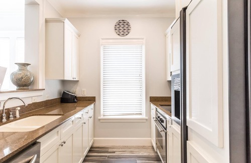 Beach District Condo | Book Today for Fall! Beach District - South of 30A - Close to Beach Club! Centrally Located!